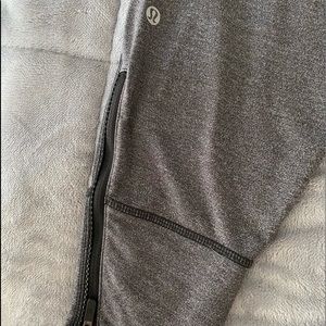 Grey Lululemon leggings In excellent condition.